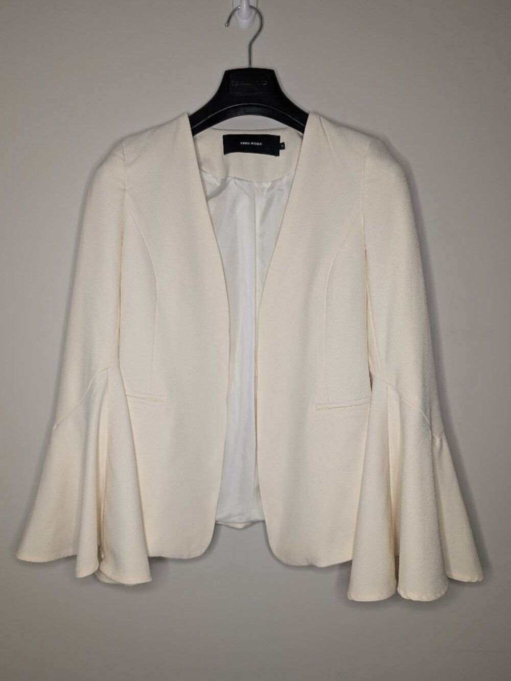 Vero Moda Cream Flounce Sleeve Open Blazer Size 34